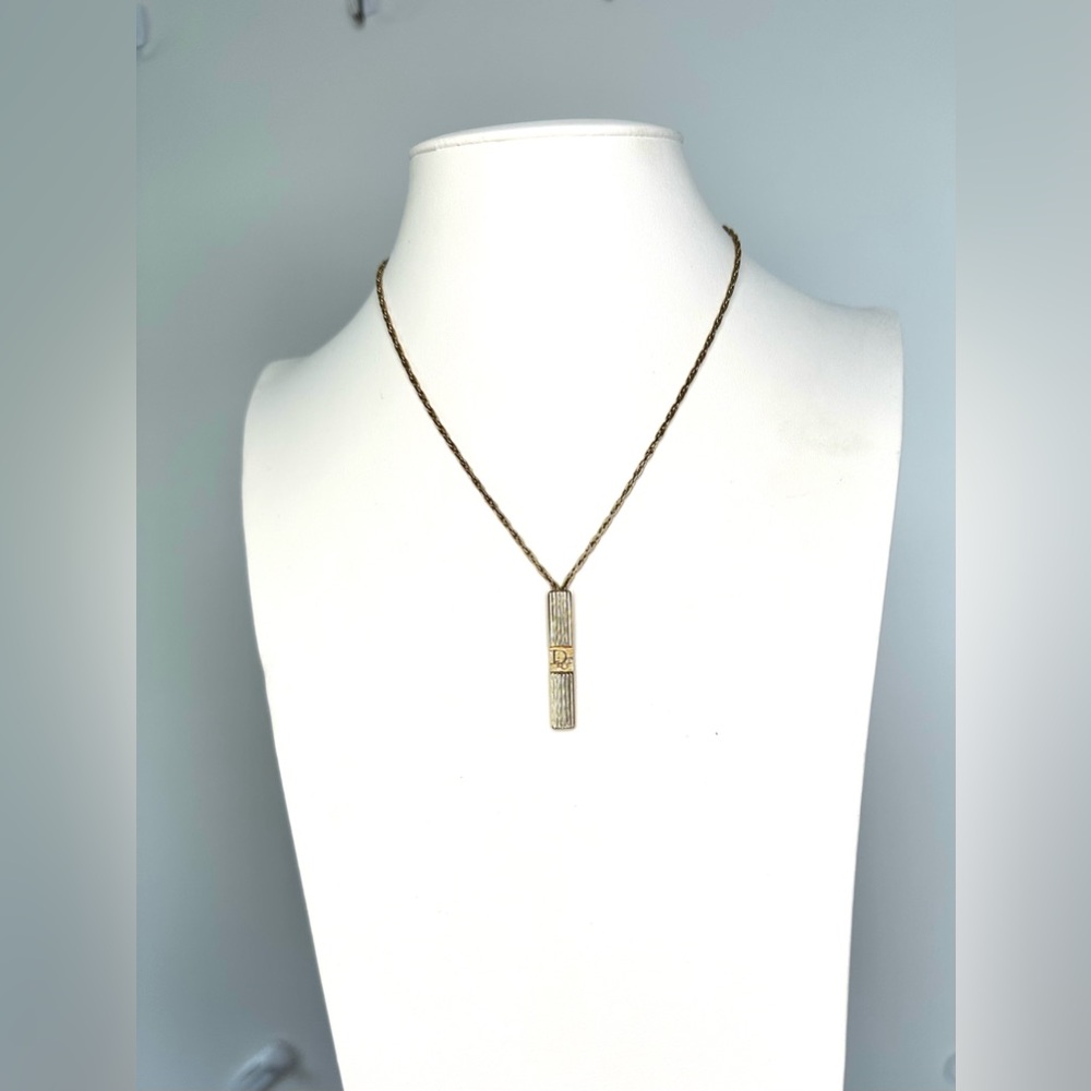 💛💛 EUC Christian Dior Bar Pendant Necklace 💛💛